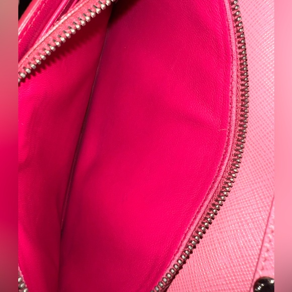 Prada Saffiano leather crossbody - Picture 7 of 16